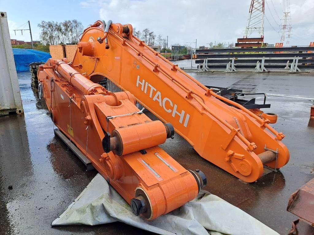 Hitachi ZX890LCR-7 Photo 22