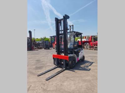 EP Equipment EFL253 en vente par Uni.Trucks Srl