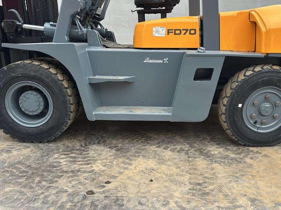 TCM FD70Z8 4x2 Photo 9