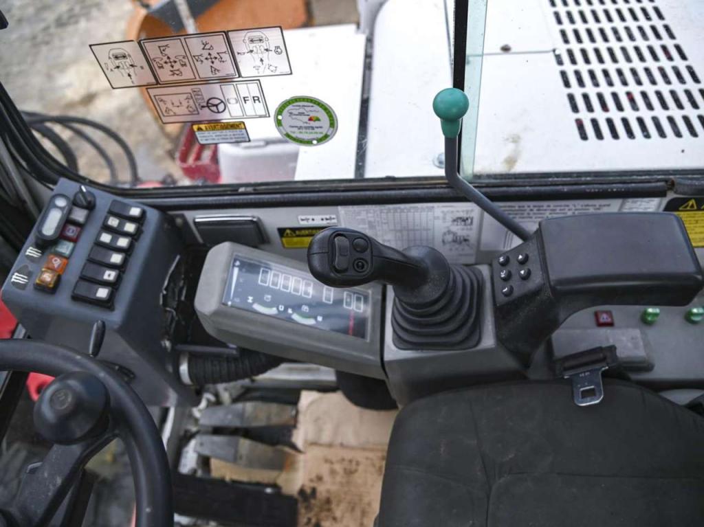 Takeuchi TB175W Photo 26