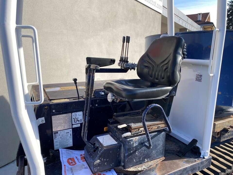 Kubota Bens 250R Photo 5