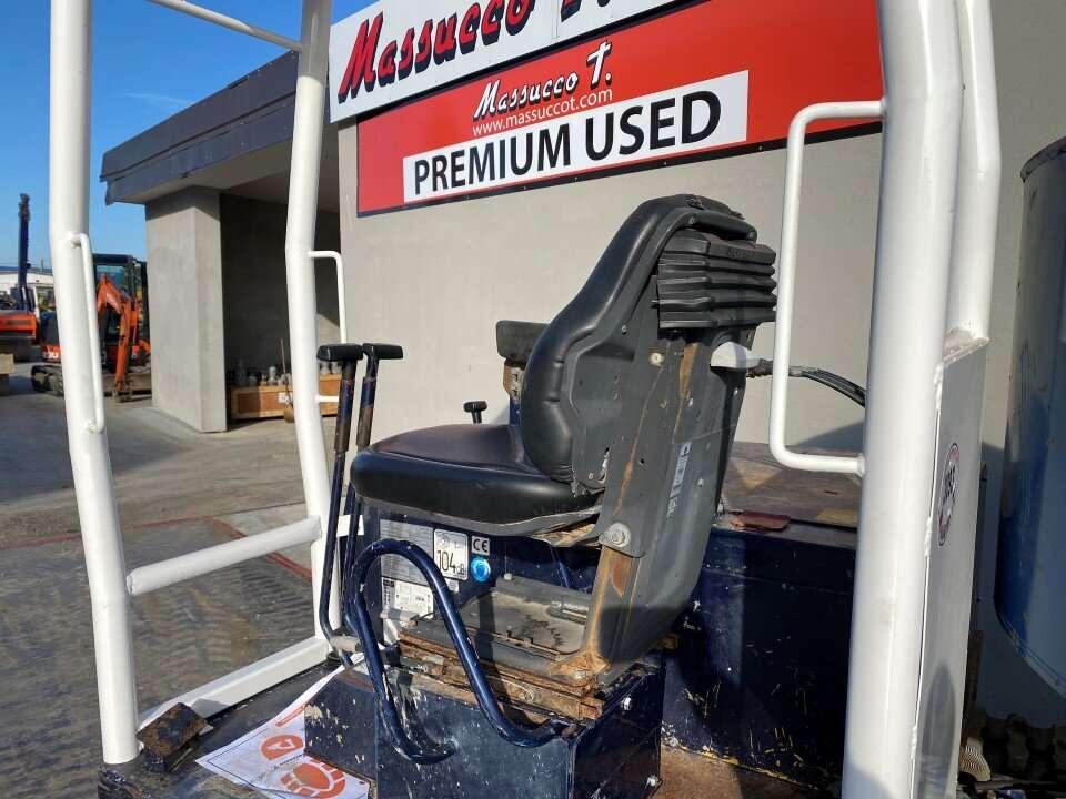 Kubota Bens 250R Photo 6