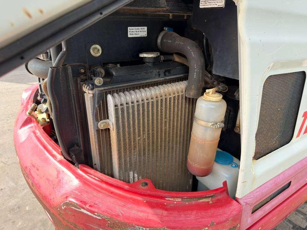 Takeuchi TB230 Photo 22