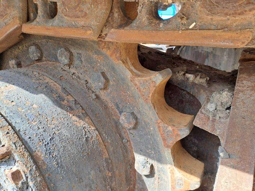 Caterpillar 330DL UHD Photo 15