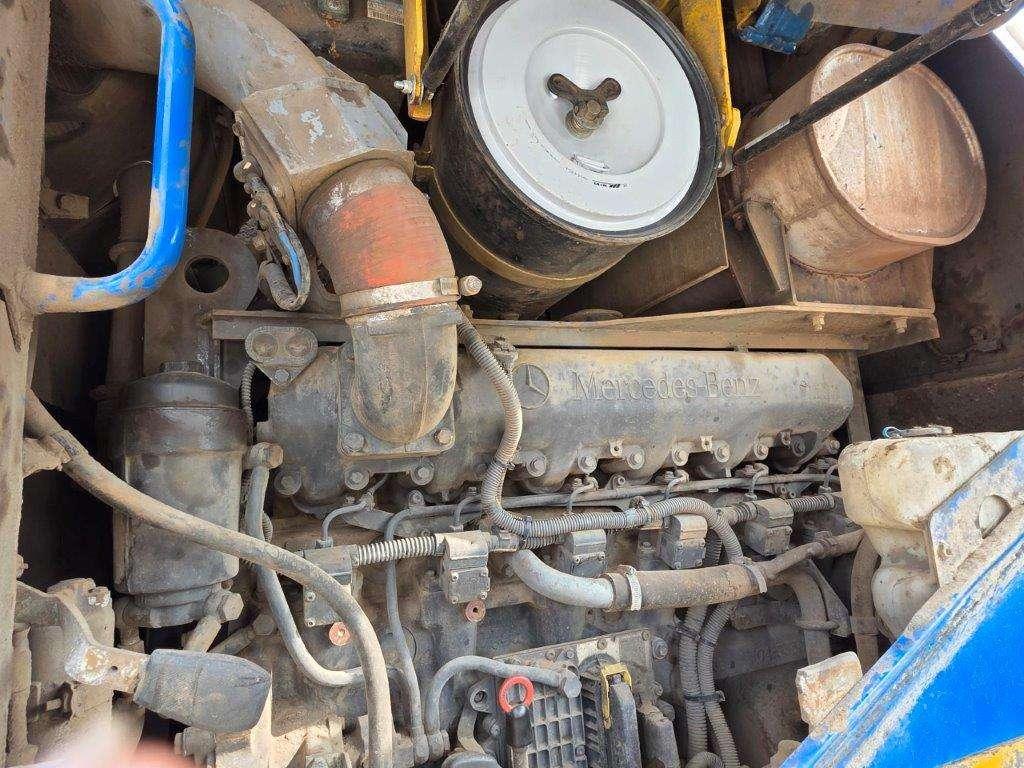 Hitachi ZW310 Photo 3