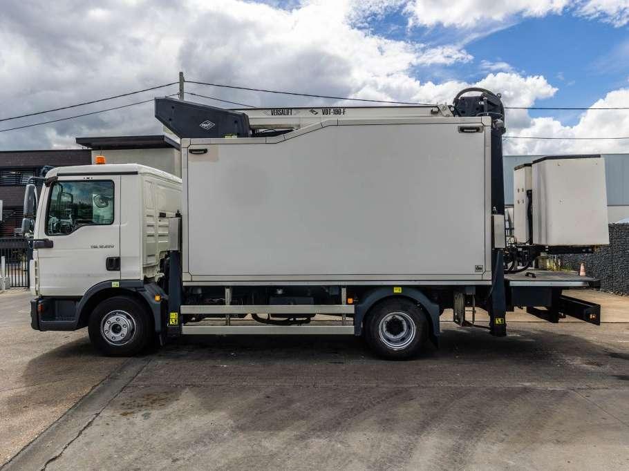 Man TGL 12.220 BL - VERSALIFT VDT 190F Photo 8