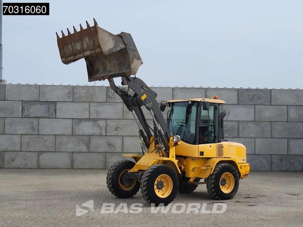 Volvo L30 G Photo 8