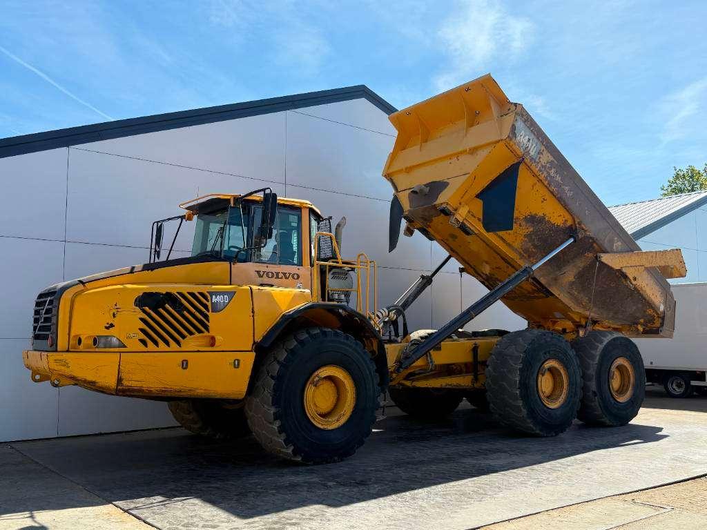 Volvo A40D - Tailgate / Heated Seat Photo 12