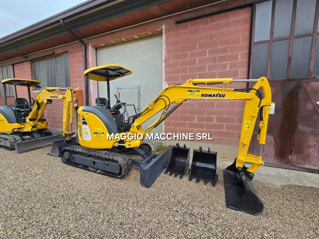 Komatsu PC30 MR-2 Photo 3