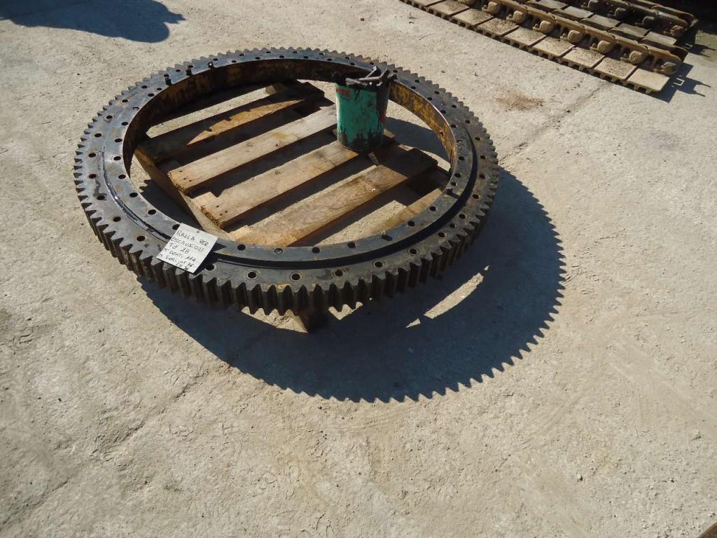 Couronne d'orientation pour Fiat Allis FE28 - N. DENTI 114 - N. FORI INT. 36 - EST. 36 Photo 1