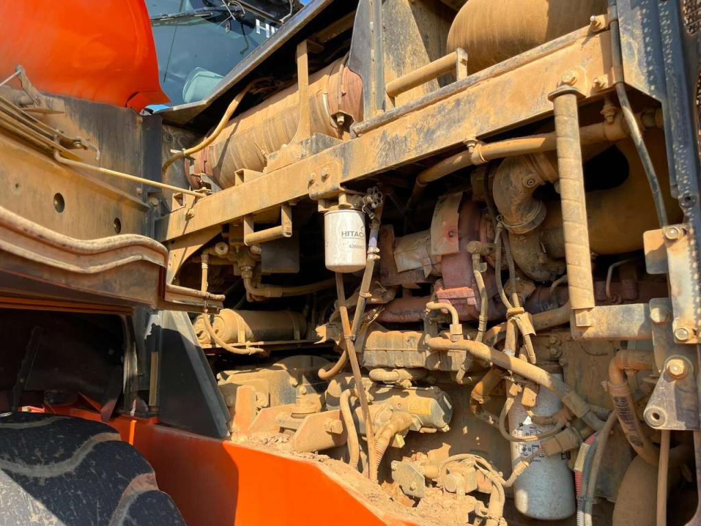 Hitachi ZW310-6 Photo 29
