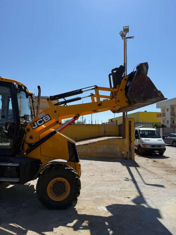 JCB 3CX Photo 7