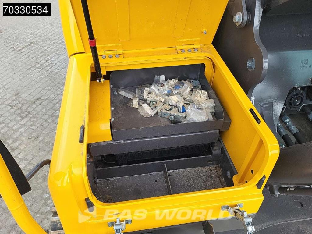 Volvo EC300 D L Photo 20