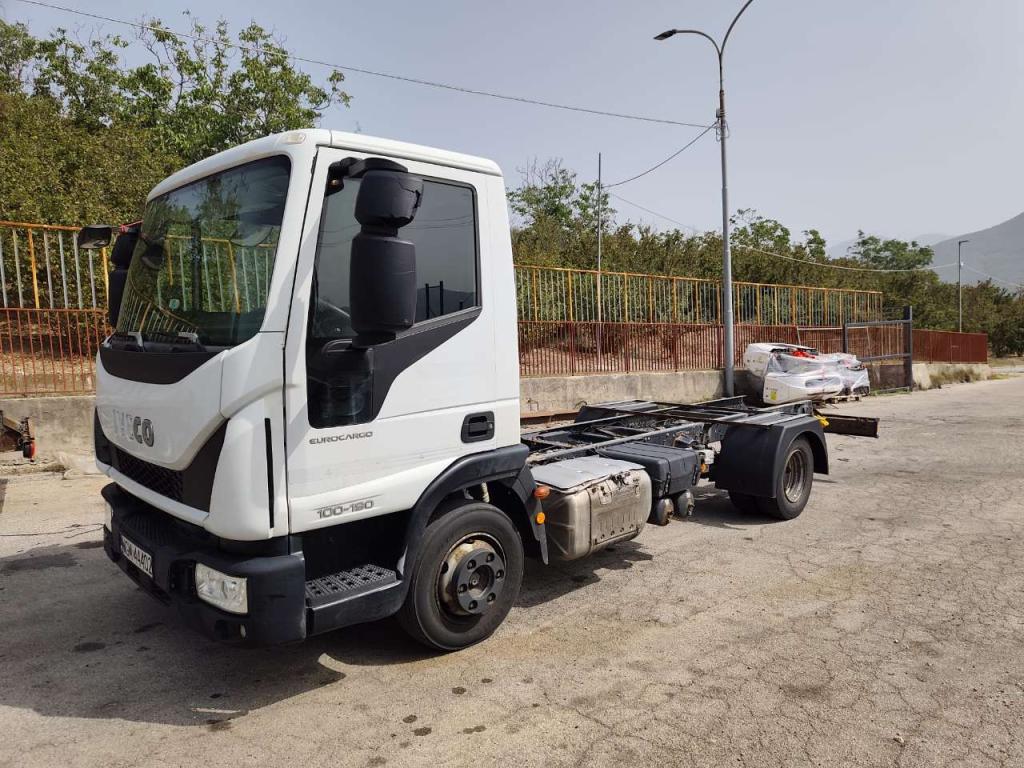 Iveco EUROCARGO 100E19 Photo 27