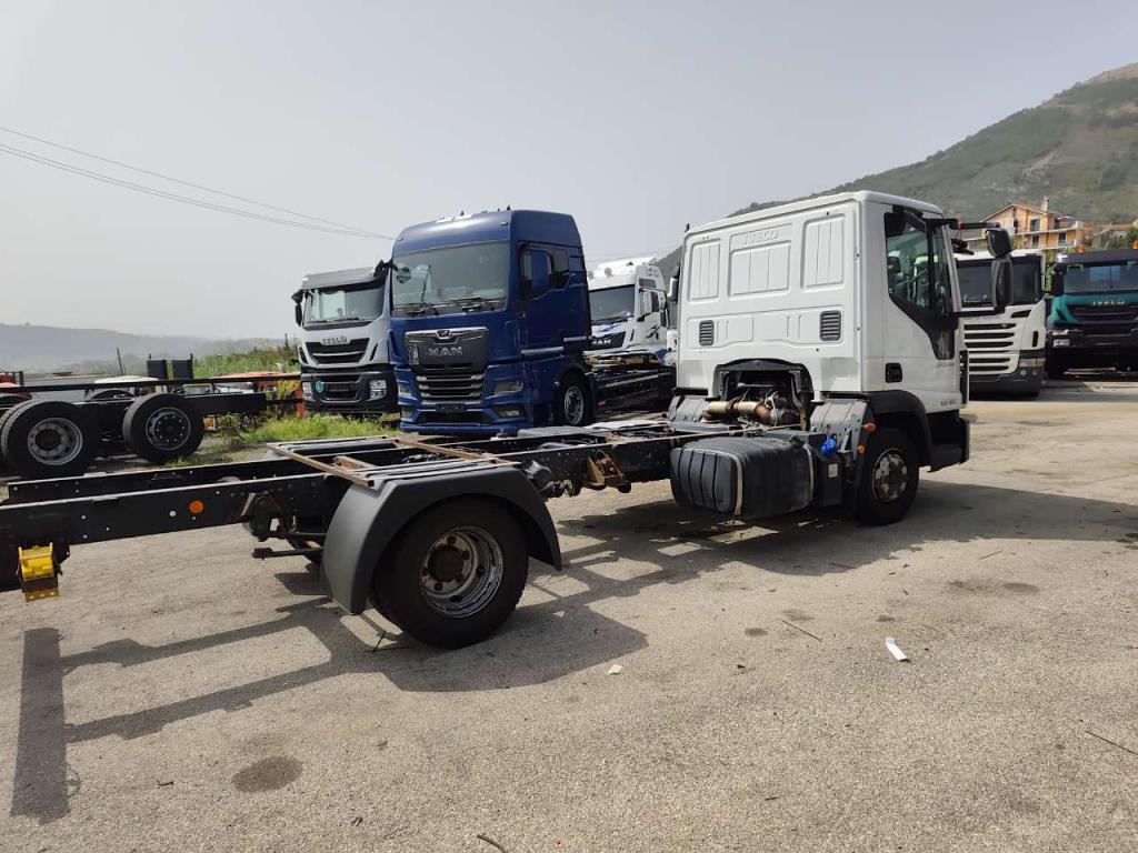 Iveco EUROCARGO 100E19 Photo 8
