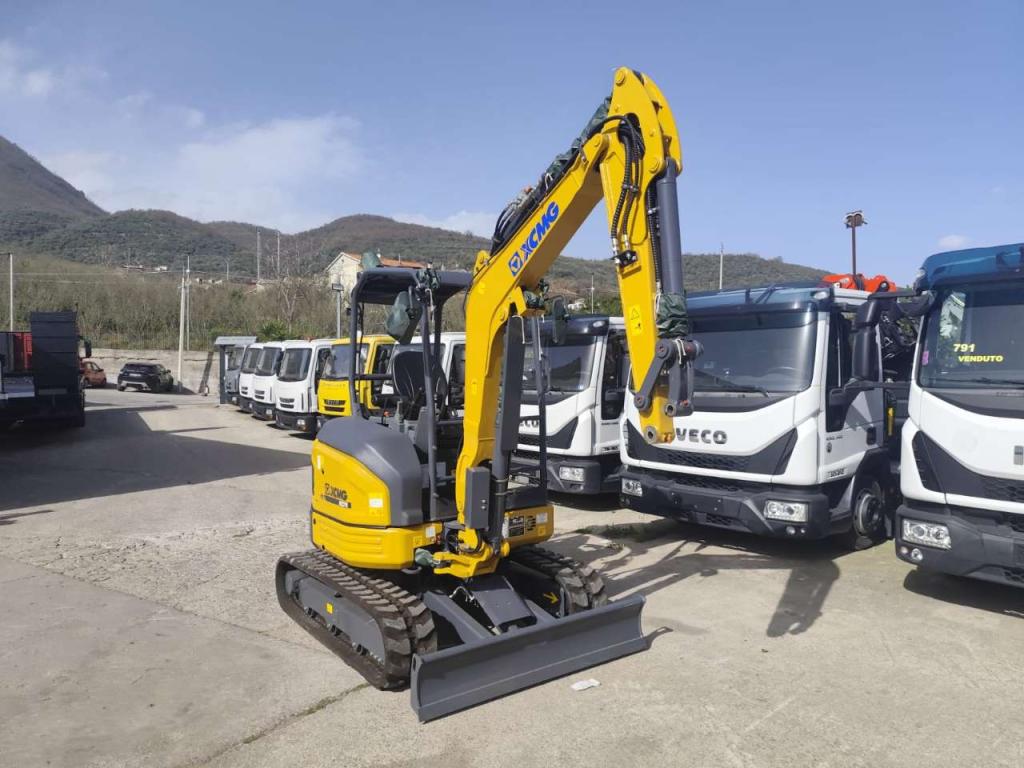 XCMG XE27E Photo 25