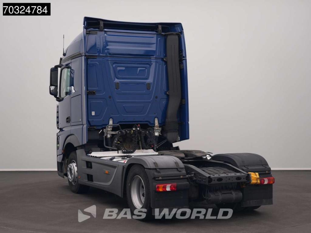 Mercedes-Benz Actros 1848 4X2 StreamSpace Retarder 2xTanks ACC Photo 2