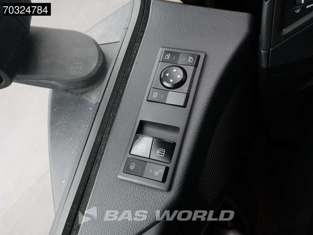 Mercedes-Benz Actros 1848 4X2 StreamSpace Retarder 2xTanks ACC Photo 27
