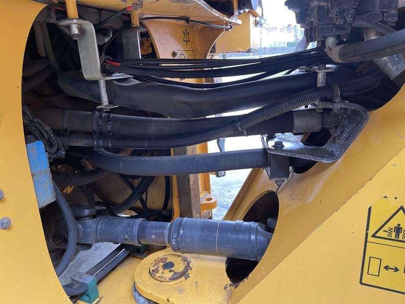 Volvo L 120 G Photo 22
