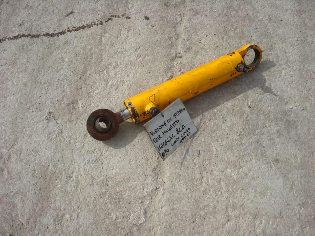 Piston de direction pour per Muletto Mecalac 8CXI Photo 1
