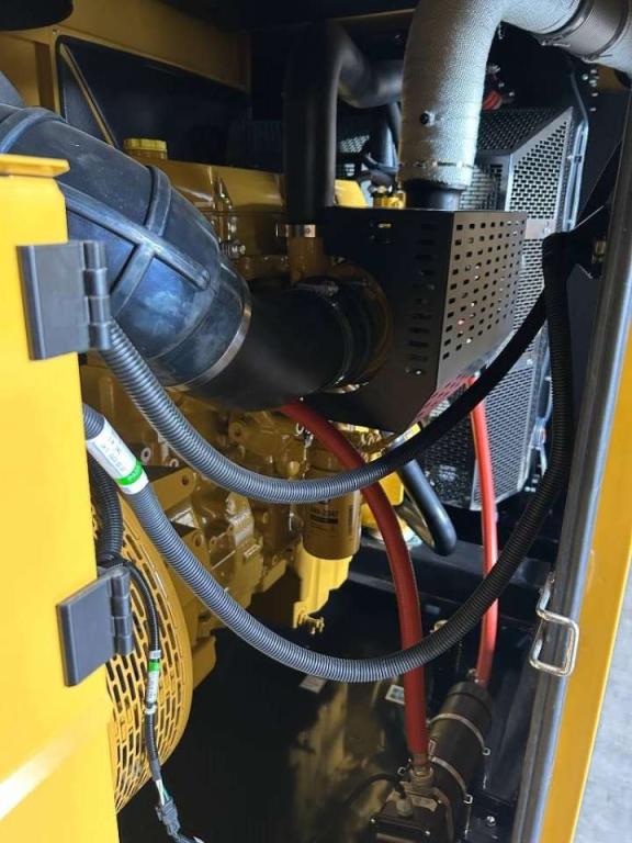 Caterpillar DE450GC - 450 kVA Stand-by Generator - DPX-18219 Photo 17