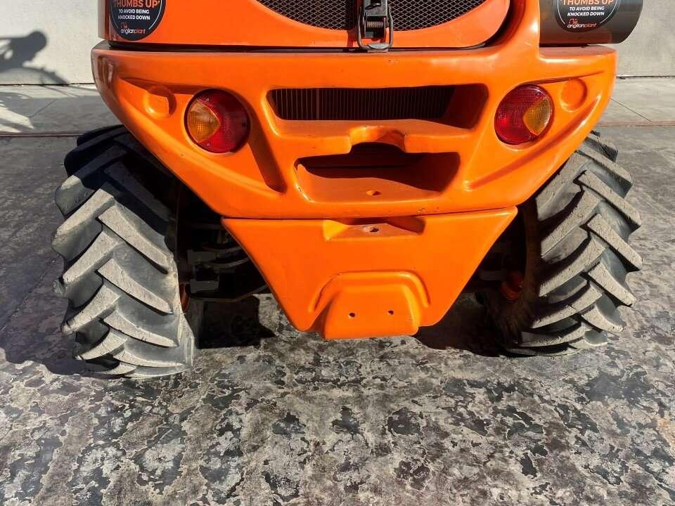 Ausa T144 Photo 17