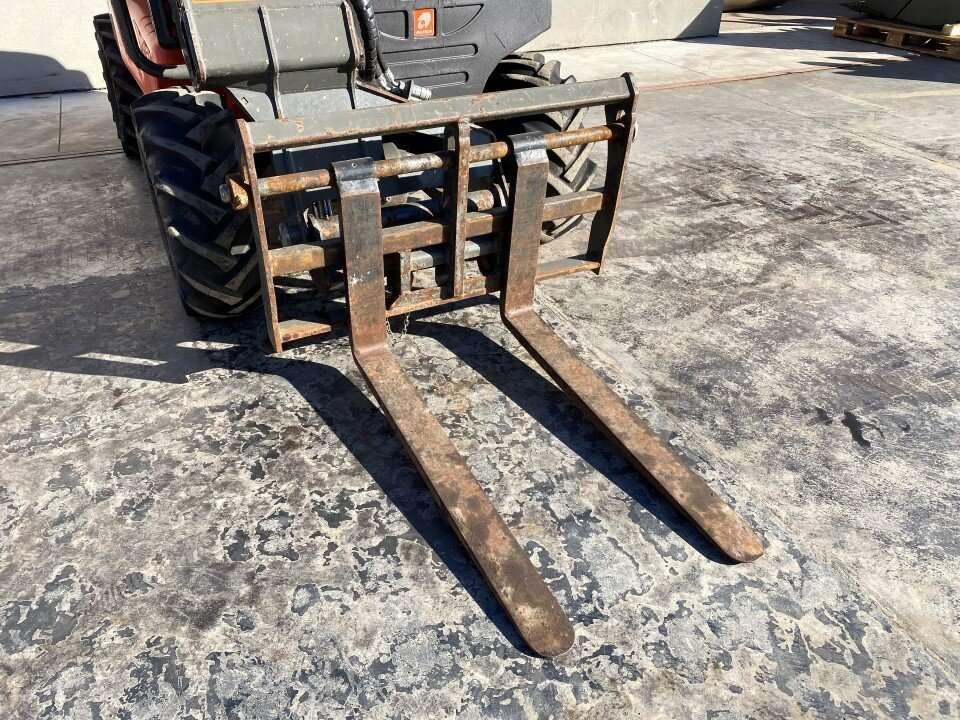 Ausa T144 Photo 4