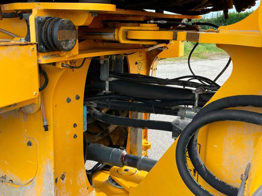 Volvo L110H Photo 20