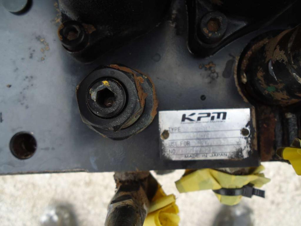 Distributeur hydraulique pour New Holland E385B Photo 2