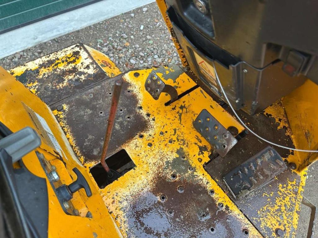 Thwaites 3 Tonne Swivel Photo 25