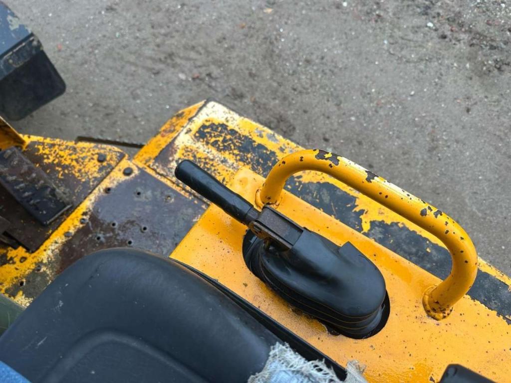 Thwaites 3 Tonne Swivel Photo 27