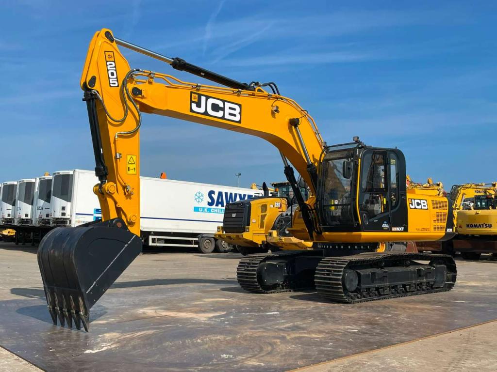 JCB 205 Photo 2