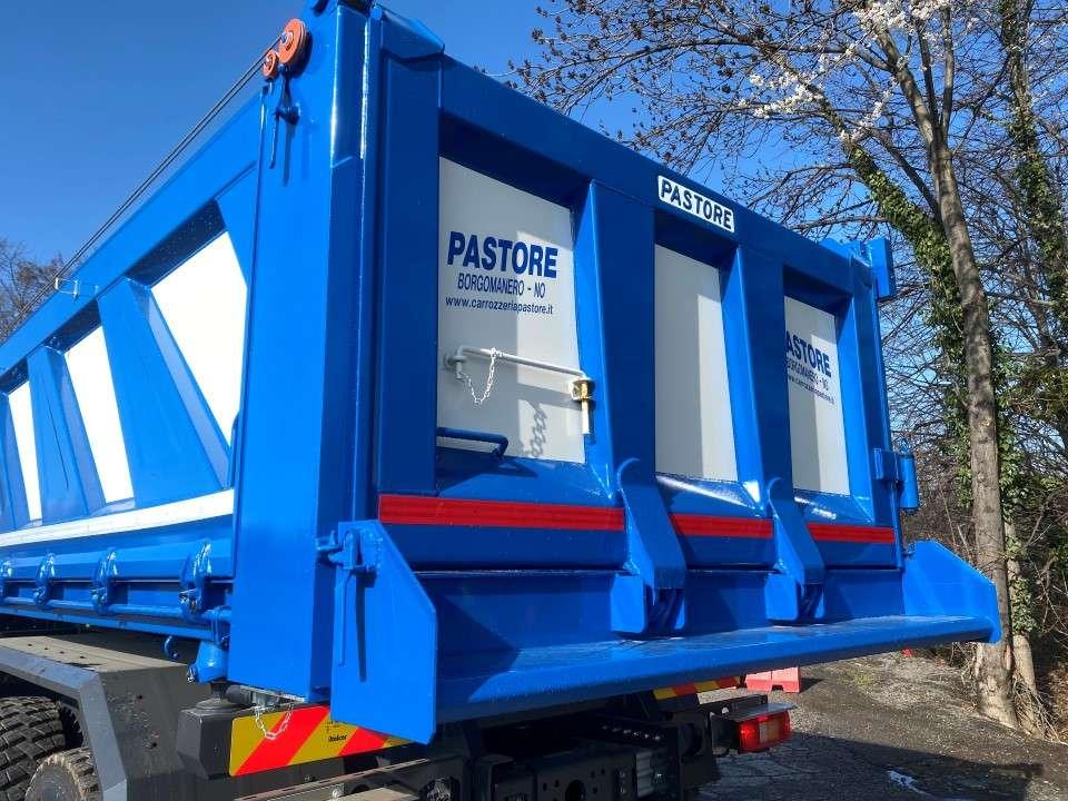 Volvo FMX 460 Photo 17