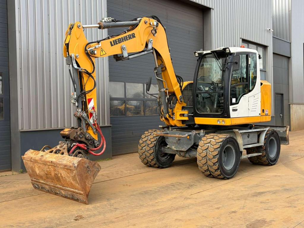 Liebherr 910 Compact Photo 5