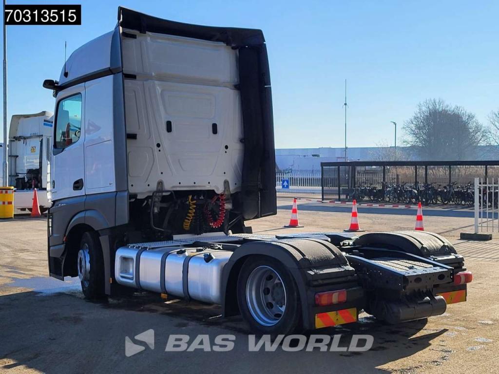 Mercedes-Benz Actros 1845 4X2 Bigspace Lowdeck Mirrorcam 2x Tank Photo 2