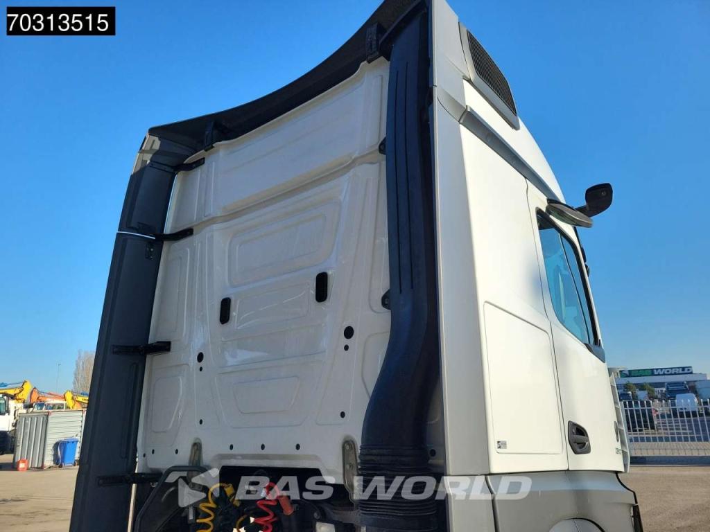 Mercedes-Benz Actros 1845 4X2 Bigspace Lowdeck Mirrorcam 2x Tank Photo 5