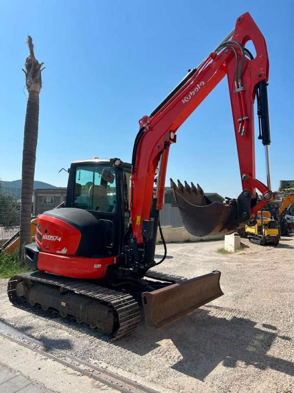 Kubota KX057-4 Photo 2