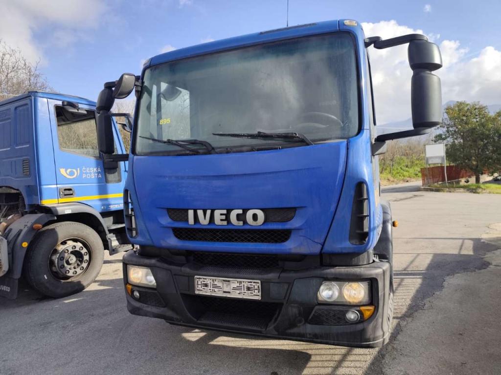 Iveco EUROCARGO 140E25 Photo 9