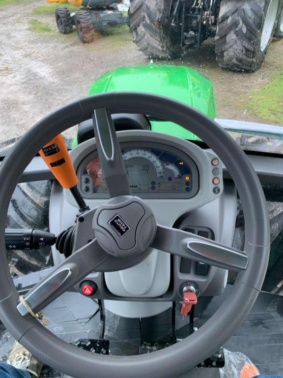 Deutz - Fahr AGROTRON 6135 Photo 8