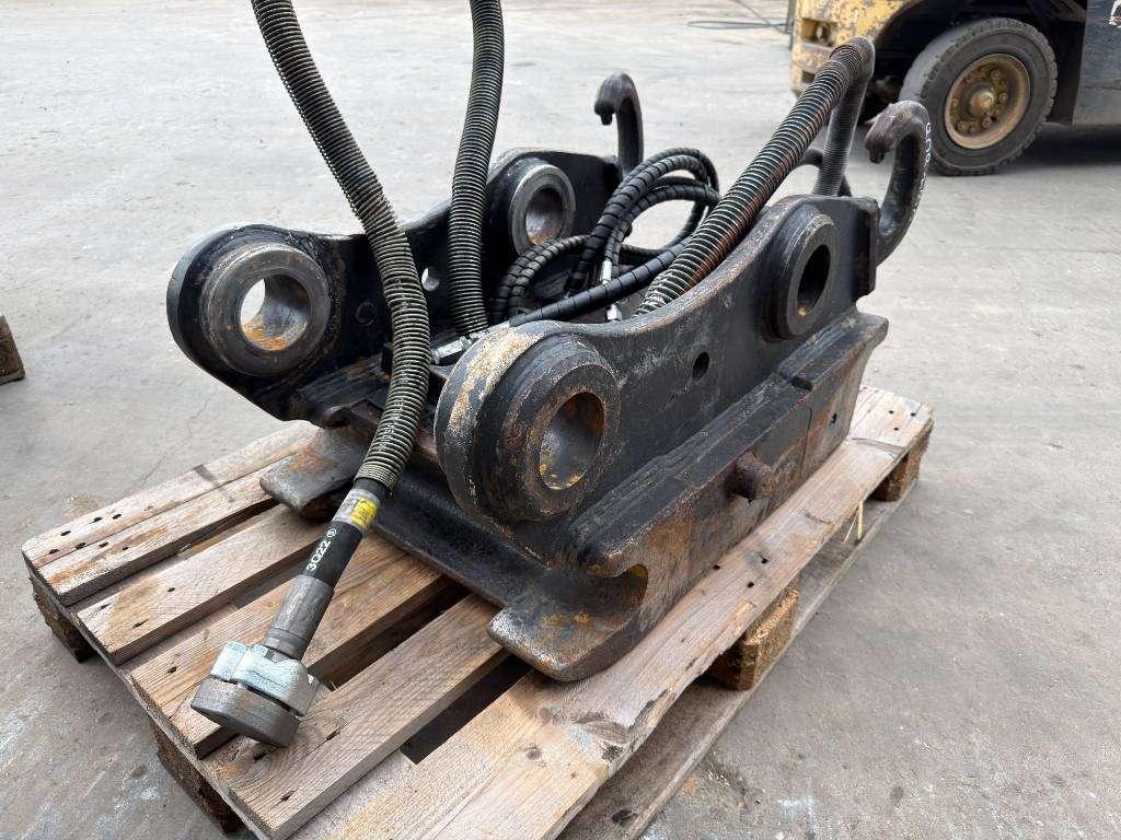 OilQuick OQ80 330 Photo 4
