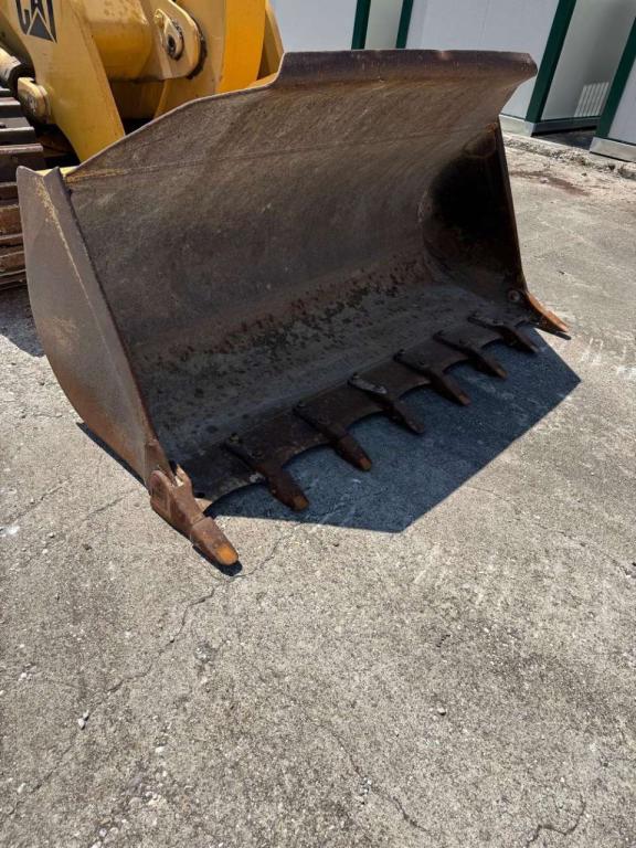 Caterpillar 953B Photo 5