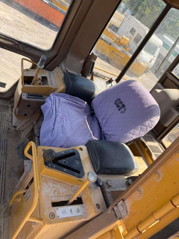 Caterpillar 953B Photo 6