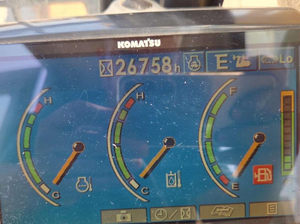 Komatsu PC850-8R1 Photo 3