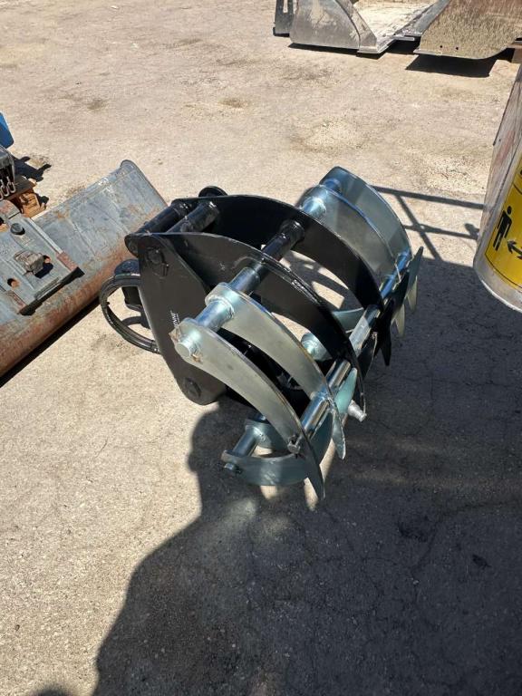 Kubota U27-4 Photo 2