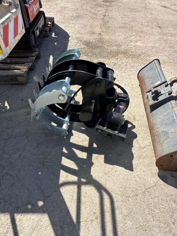 Kubota U27-4 Photo 3