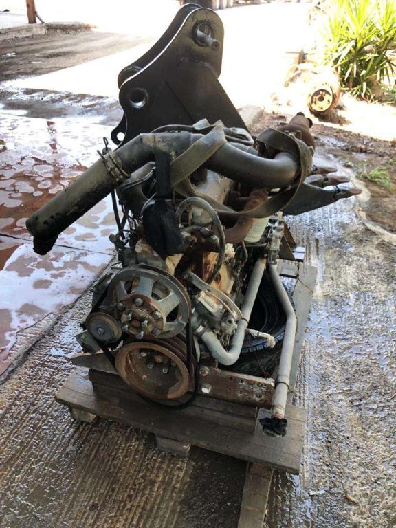 Iveco Moteur à combustion pour Fiat Hitachi EX215 - EX235 Photo 1
