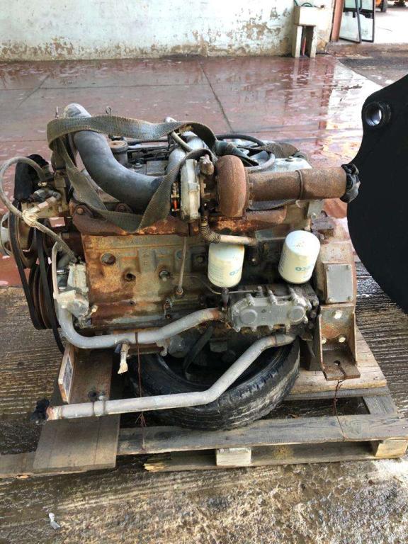 Iveco Moteur à combustion pour Fiat Hitachi EX215 - EX235 Photo 2