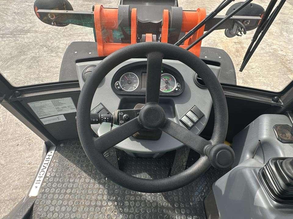 Hitachi ZW75-6C Photo 16