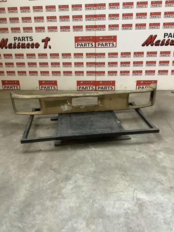 Parachoques pour Iveco 260/330 F 35 Photo 1
