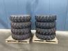 Pneu pour Apollo 1000 x 20 Set / 10.00 x 20: 4x2 Tyres Photo 1 thumbnail